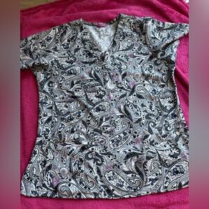 Vera Bradley scrub Top